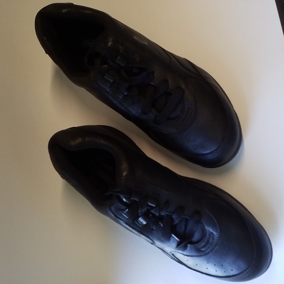EASY SPIRIT WALKING SHOE NWT Vintage 6 M Anti Gravity BLACK leather - Picture 2 of 6